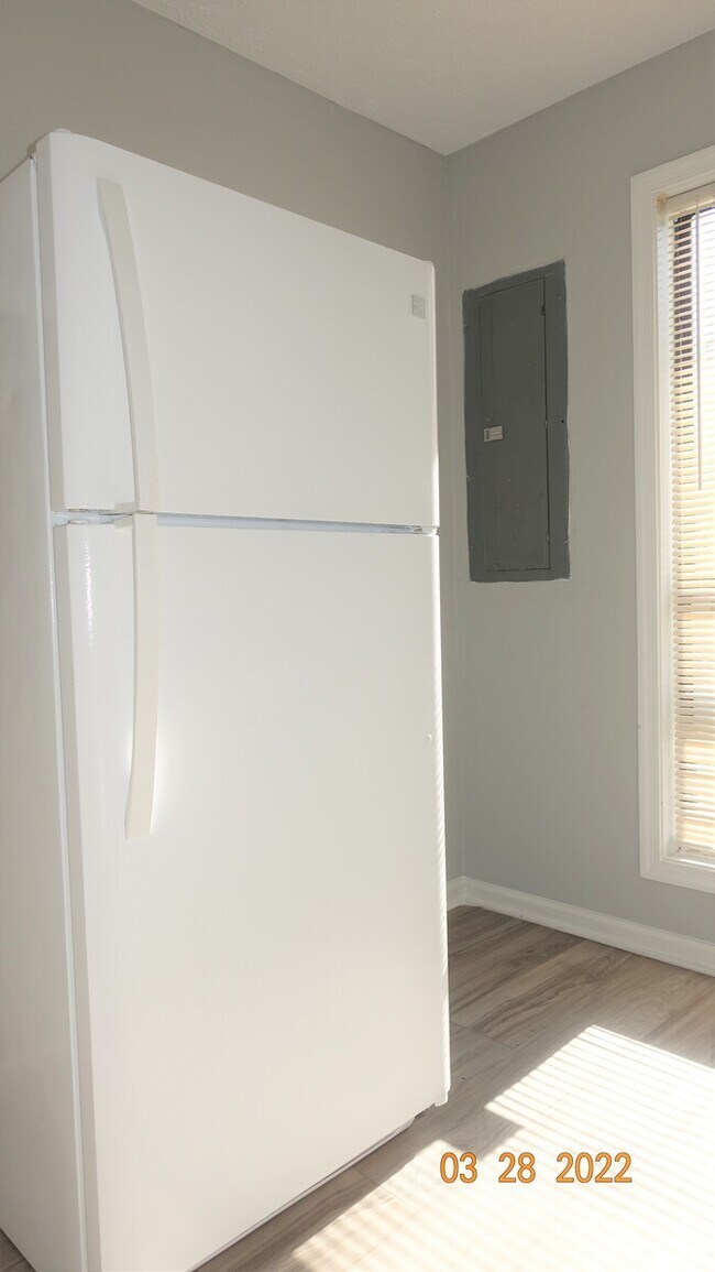 Building Photo - 5725 Aftonshire Dr