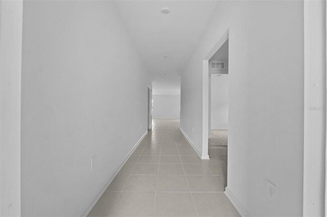 Foto del edificio - 5851 Le Marin Wy
