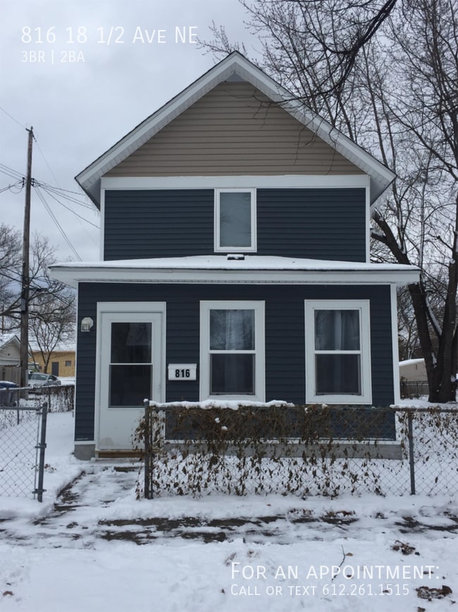 Building Photo - 816 18 1/2 Ave NE