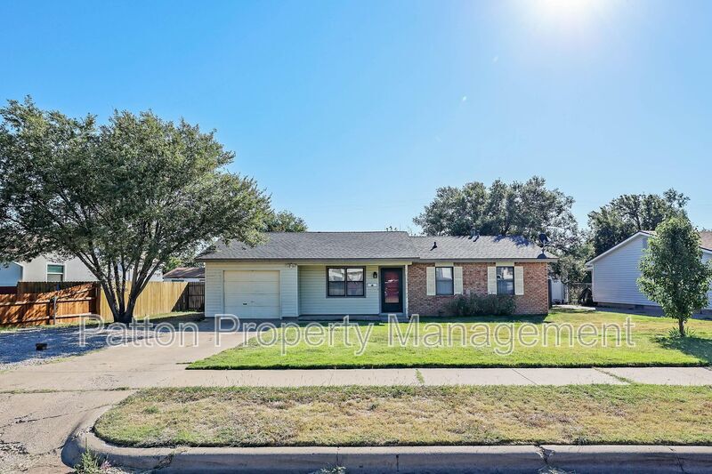 Foto principal - 5207 S Travis St