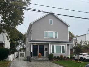 Building Photo - 72 Sheridan Ave