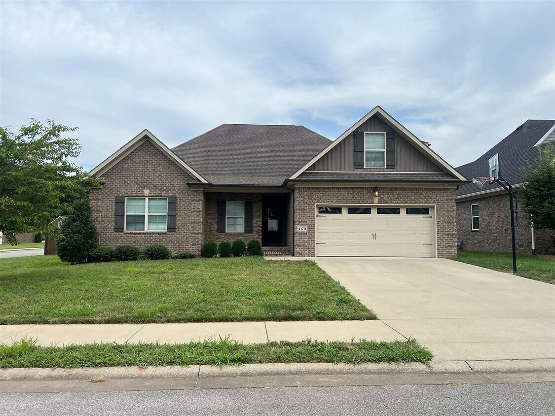 Building Photo - 4179 Beechwood Ln