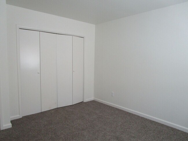 Foto del edificio - Thank you for your interest in our properties. Use the link below to view our properties and appl...