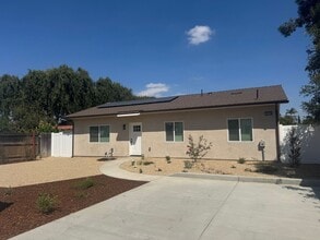 Building Photo - 4581 Rubidoux Ave