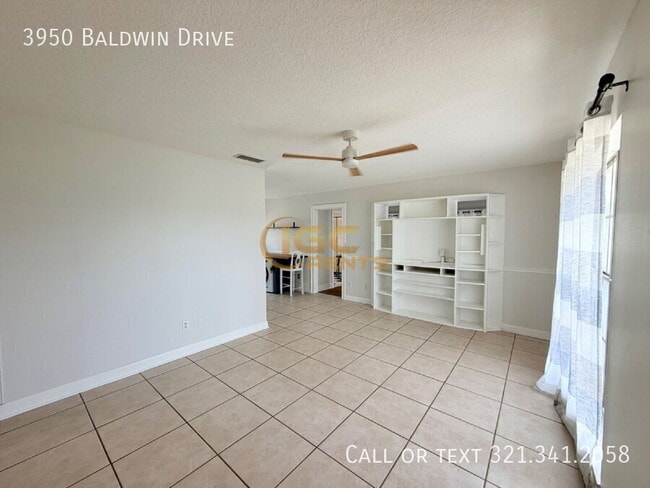 Building Photo - 3950 Baldwin Dr