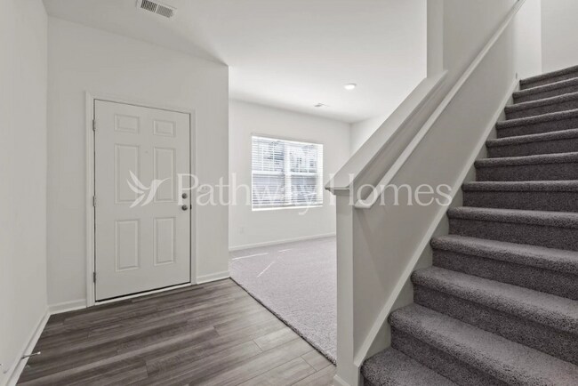 Foto del edificio - 12749 Haymarket Rd