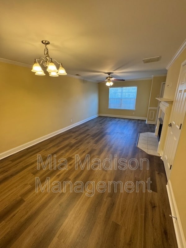 Foto del edificio - 14 Winter Lake Cir