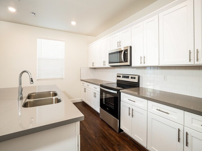 Building Photo - 6513 Enlightenment Drive