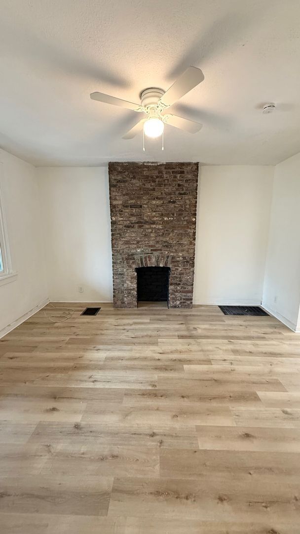 Building Photo - Newly Renovated 3 Bedroom in Arlington- Ne...