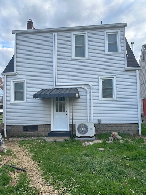 Building Photo - 2007-2036 36th St