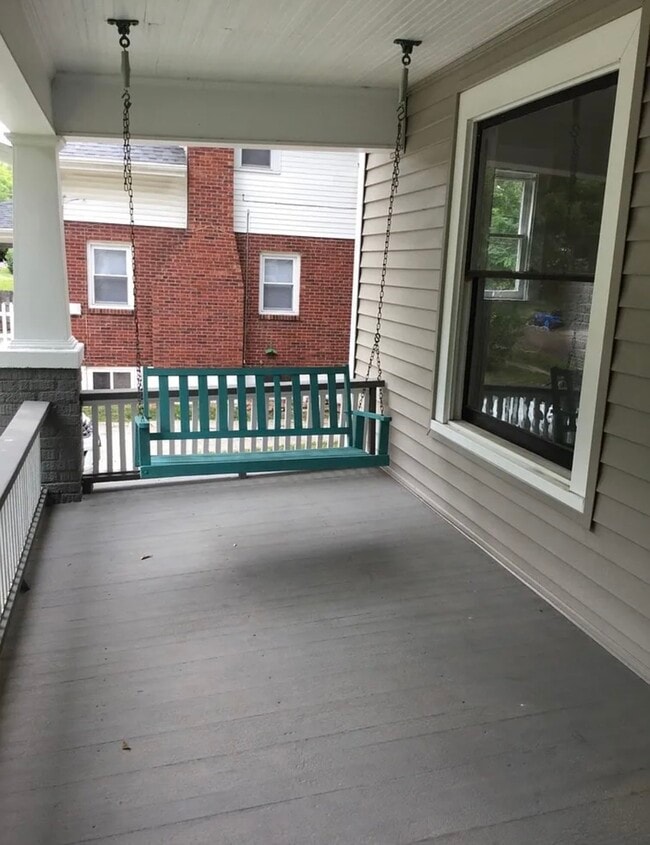 Building Photo - 1508 Ross St