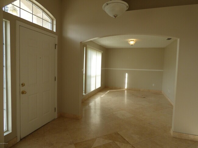 Building Photo - 1685 Aston Hall Ct