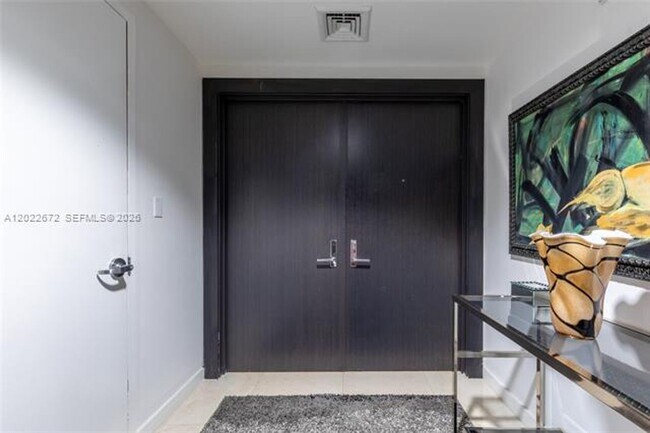 Photo - 900 Biscayne Blvd Apartment