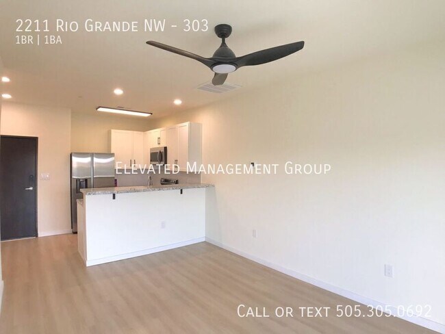 Foto del edificio - 2211 Rio Grande Blvd NW