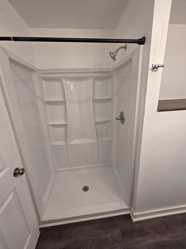 Bathroom (11.7' x 6.7) - 245 W Brady St