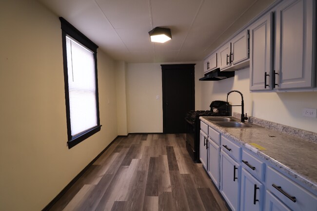 Foto del edificio - 673 Delaware St