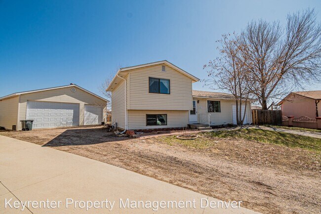 Foto del edificio - 2 br, 2 bath House - 8332 Vine Place
