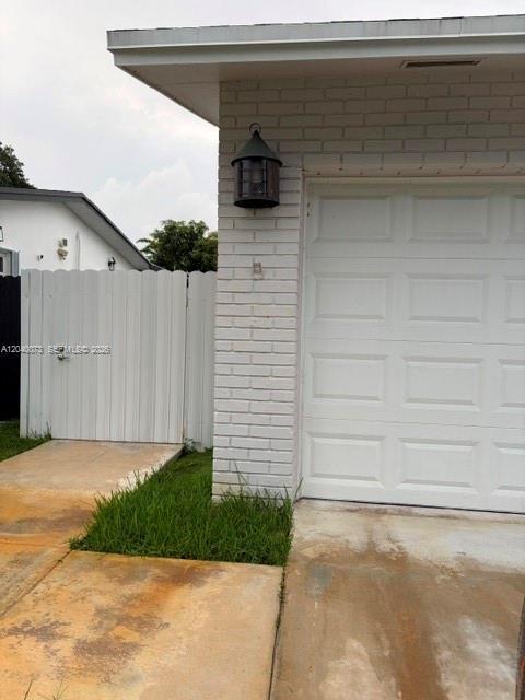 Foto del edificio - 11141 NW 19th St