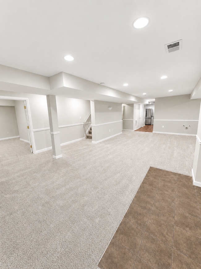 Building Photo - 103 Bournville Ct SE