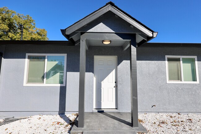 Foto del edificio - 761 Almond St