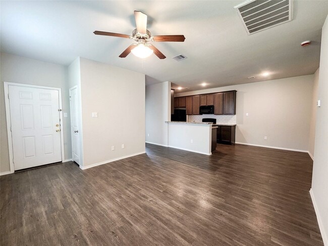 Building Photo - 26471 Joy Village Dr