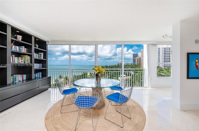 Foto del edificio - 613 Ocean Dr