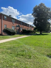Building Photo - 1570 Willard Ave