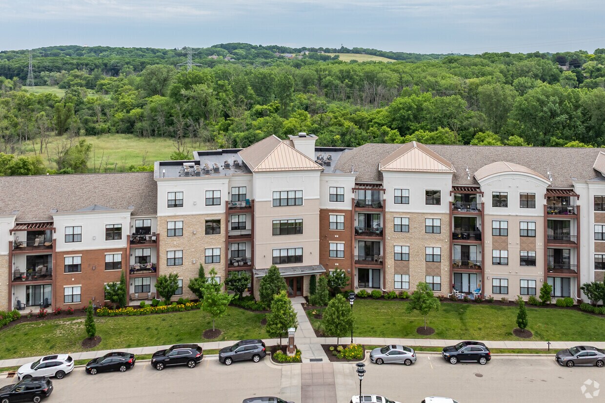 Fotografía del edificio - NorthTown at Poplar Creek Town Center