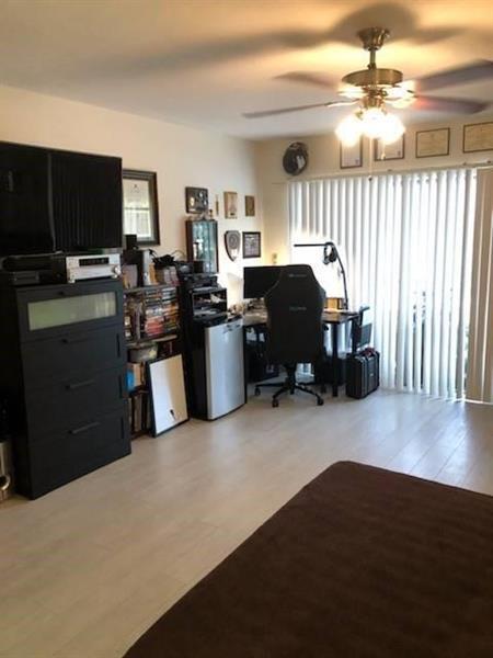 Foto del edificio - 618 NW 13th St