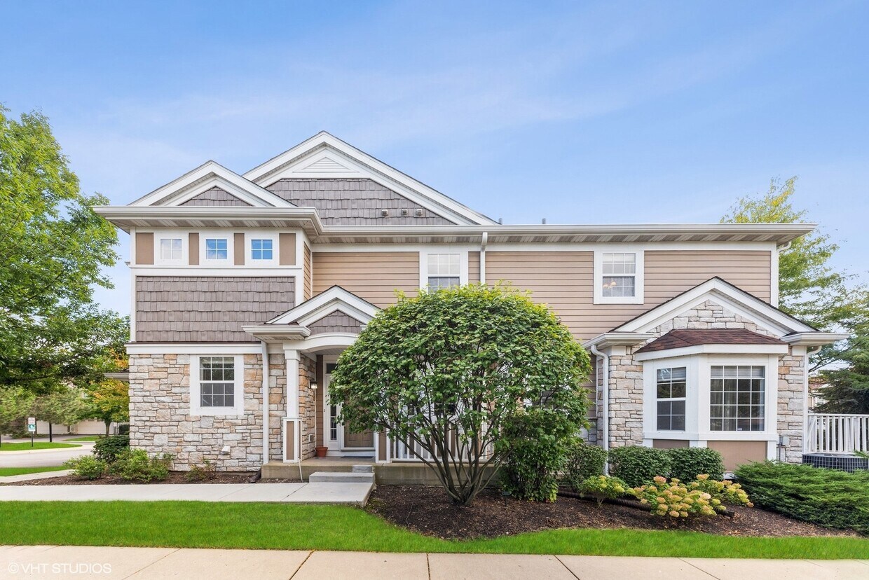 4565 Jenna Rd, Glenview, IL 60025 Townhome Rentals in Glenview IL
