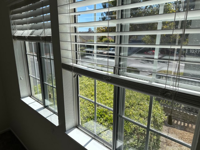 Foto del edificio - 1043 Southwood Dr