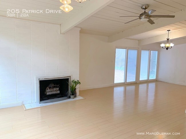 Building Photo - Three Bed Pacheco Home Updated Throughout
