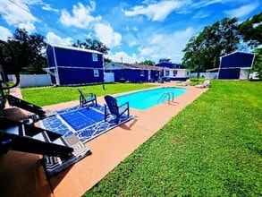 Building Photo - 36743 Howard Ave