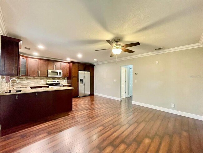 Foto del edificio - 909 N Excelda Ave