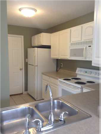 Foto del edificio - 3 bedroom, 2.5 bath Townhouse: Oaklawn Park!