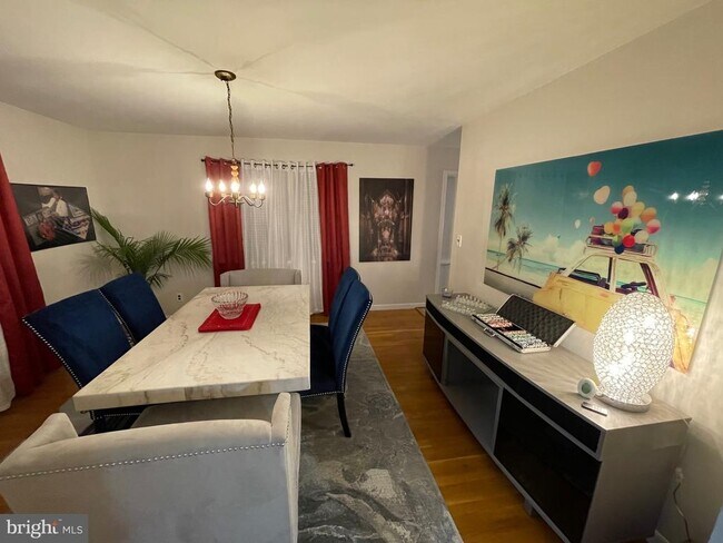 Foto del edificio - 11 Sparrow Hill Ct