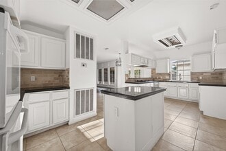 Building Photo - 2627 Double Lake Dr