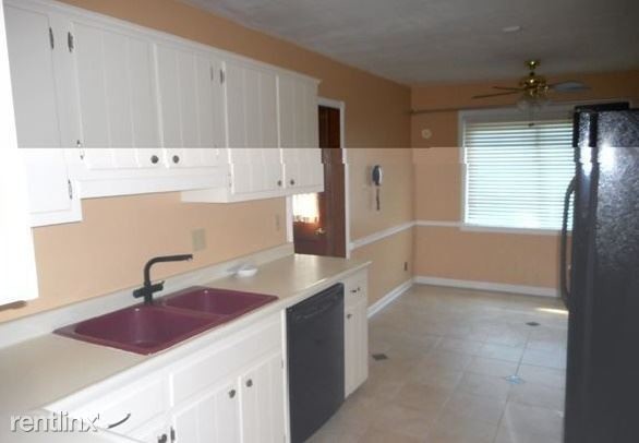 Foto del edificio - 3 br, 2 bath House - 2045 Jamie Dr