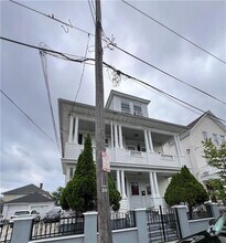 Building Photo - 196 New York Ave