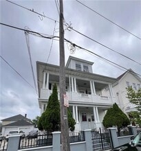 Building Photo - 196 New York Ave