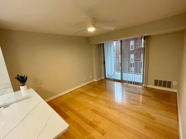 Building Photo - Fantastic Condo at The Chase in Downtown B...