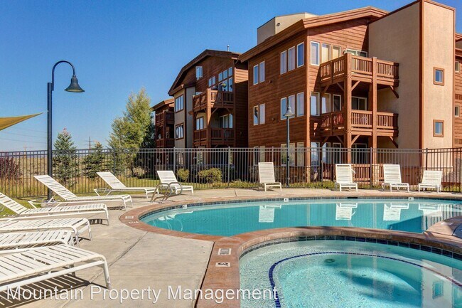 Foto del edificio - 2 br, 2.5 bath House - 6749 N. 2200 W., Un...