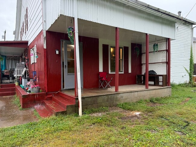 Building Photo - 309 Plum St