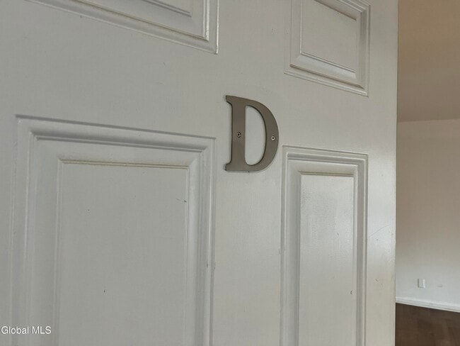 Building Photo - 11-21-21 Ashdown Rd