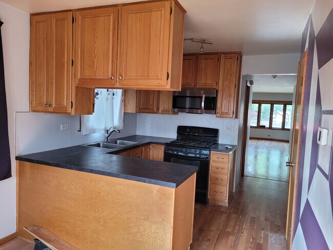 Foto del edificio - 3405 N Osage Ave