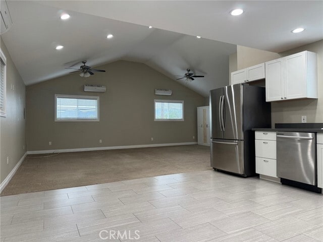 Foto del edificio - 16357 Vintage St