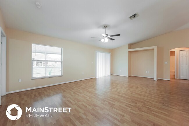 Foto del edificio - 1120 Cariston Ave