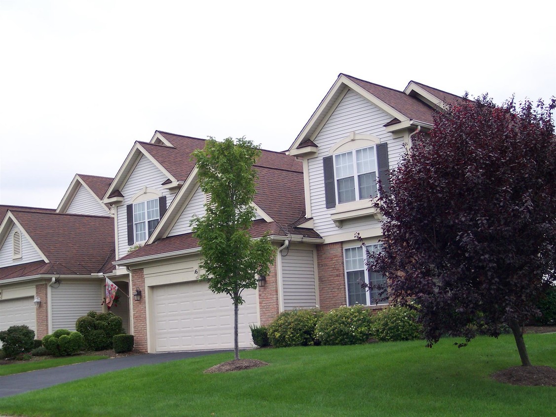 Primary Photo - Waterview Townhouse Apartments