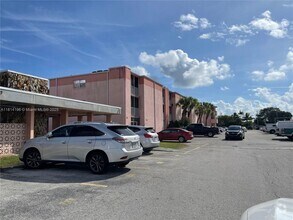 Building Photo - 19729 SW 114th Ave