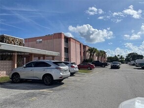 Building Photo - 19729 SW 114th Ave